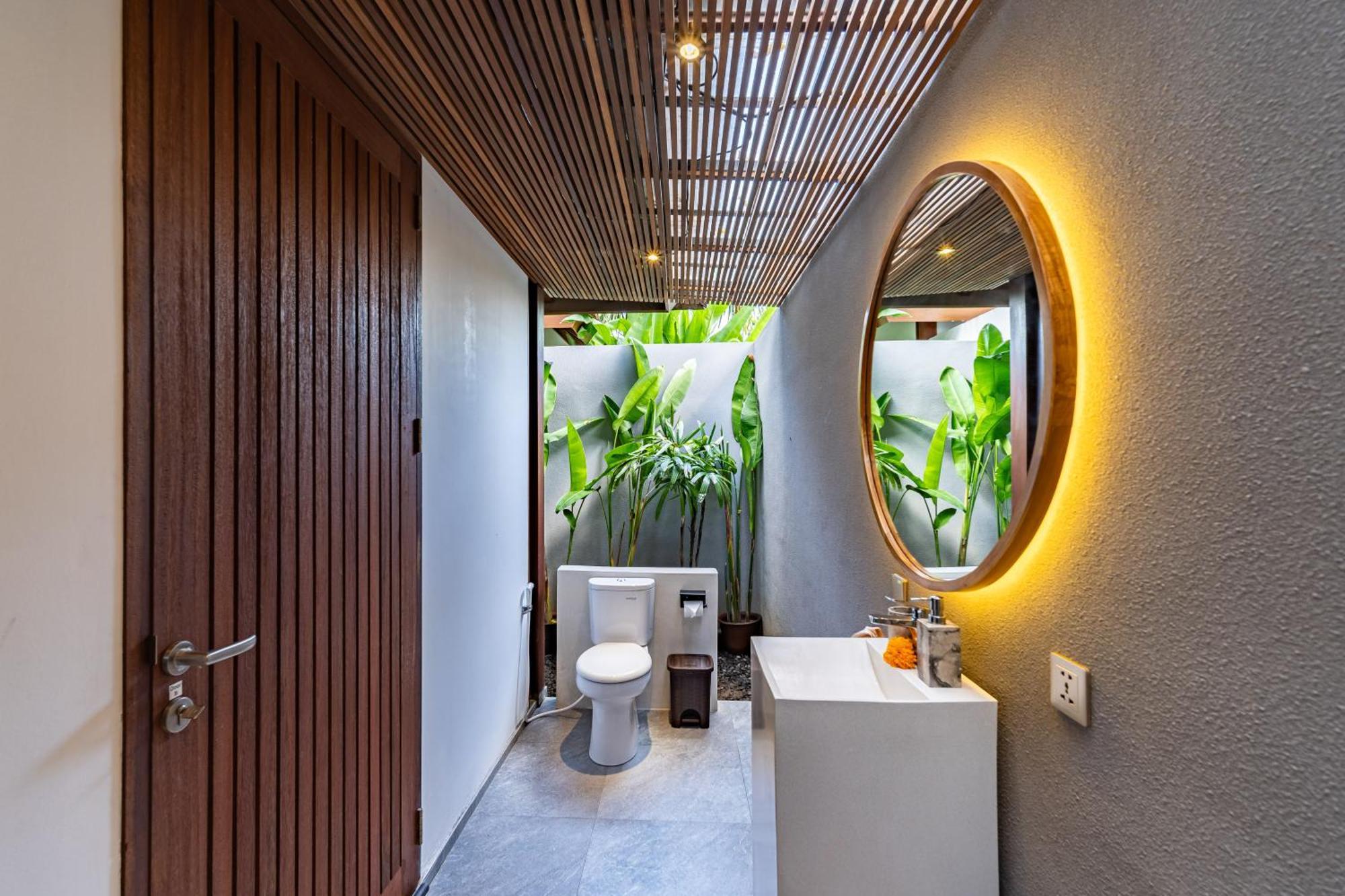 The Peacock Room Ubud Exterior photo
